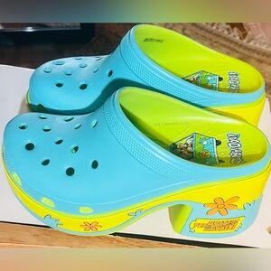 CROCS Scooby-Doo Siren Platform Clogs